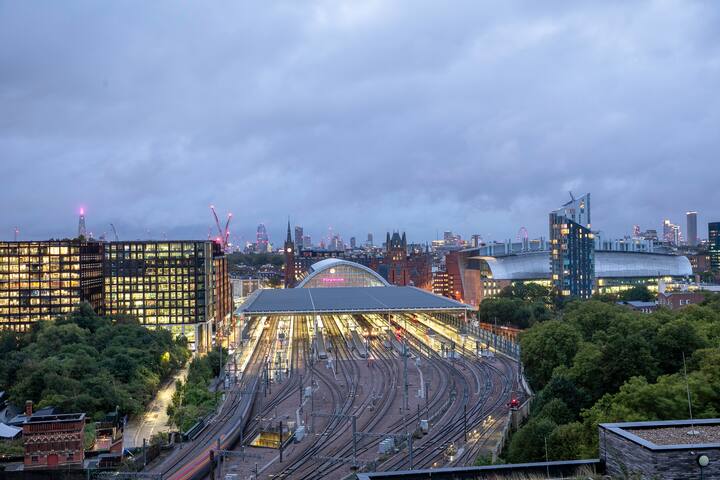 Kings Cross, Luxury Apartment gallery image 2