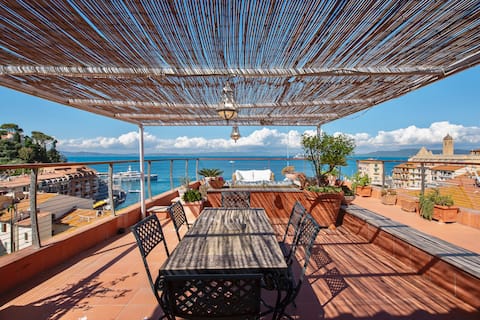 [S. Stefano] Panoramic Penthouse