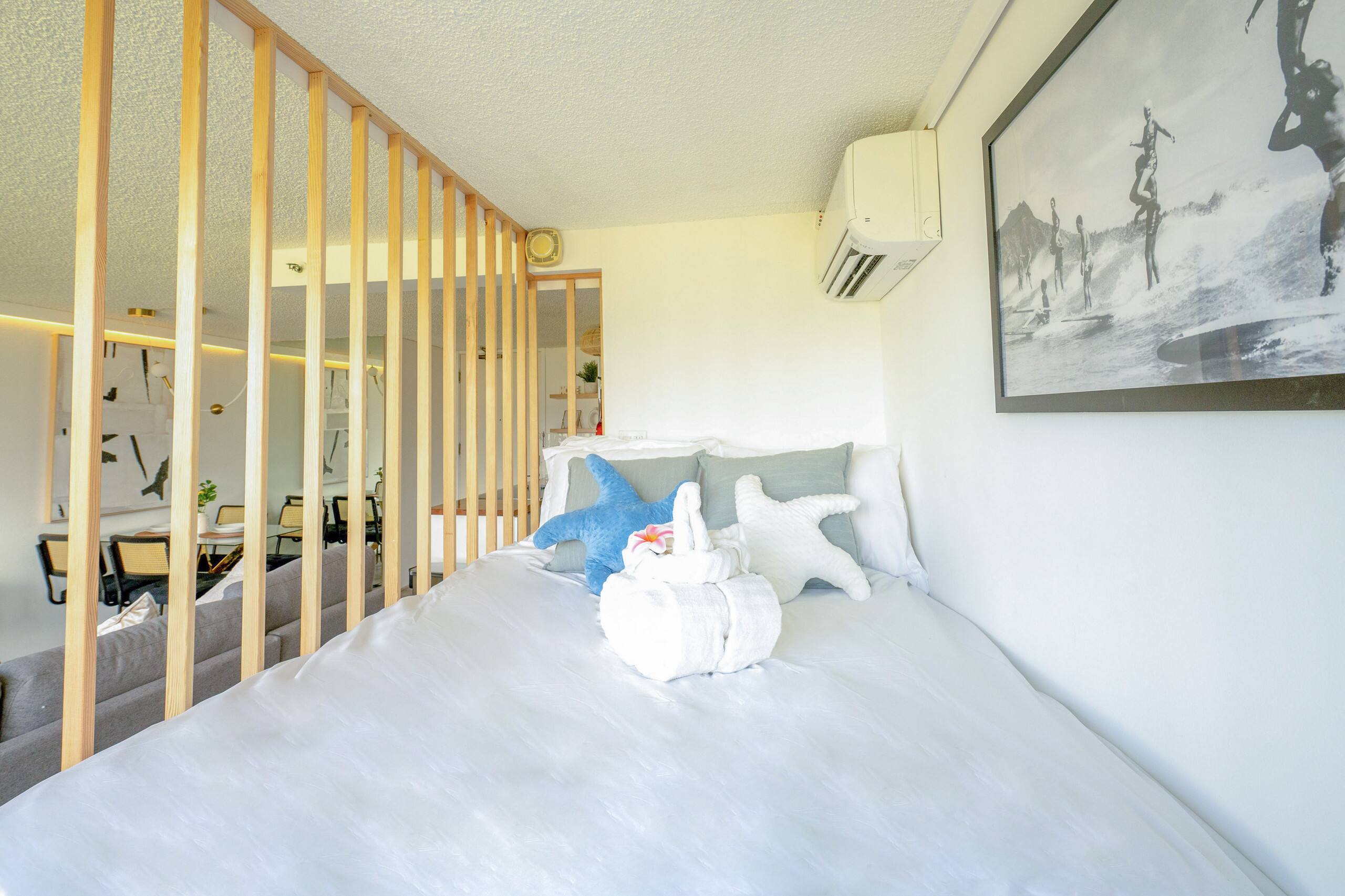 Condo in Honolulu · ★4.84 · 1 bedroom · 4 beds · 1 private bath - Image 5