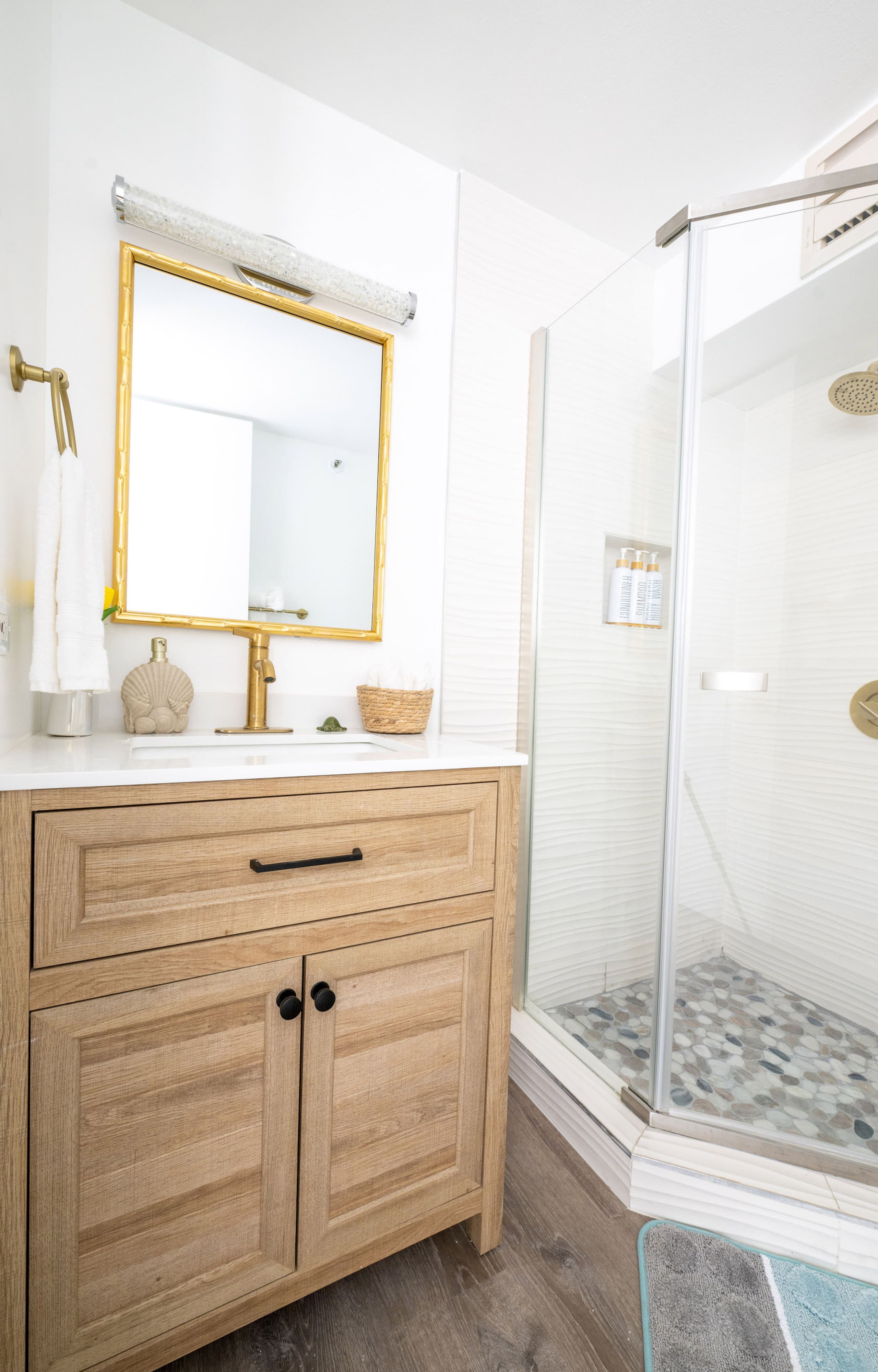 Condo in Honolulu · ★4.84 · 1 bedroom · 4 beds · 1 private bath - Image 55