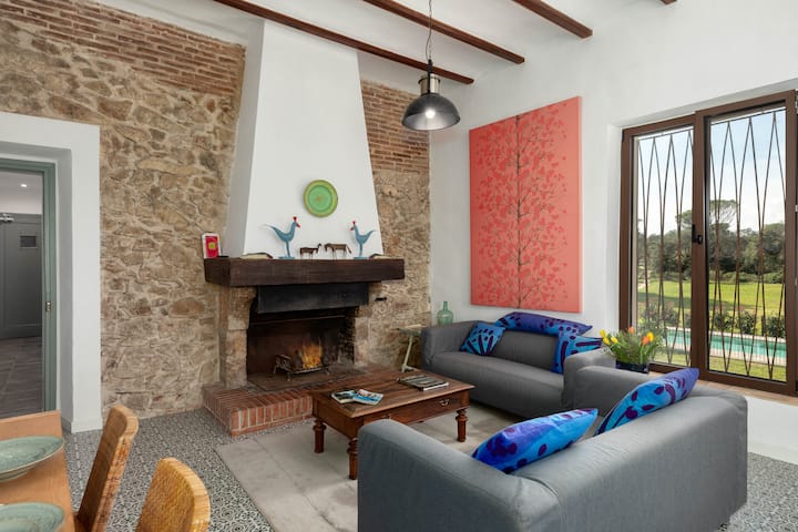 Mas Feliu. La Torre Apartment, Sleeps Four - Caldes de Malavella