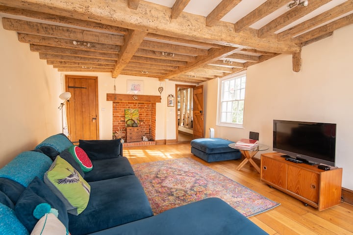 Charming Cottage In Heart Of Dedham Village - Essex