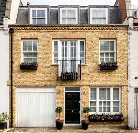 Spectacular luxury Knightsbridge townhouse