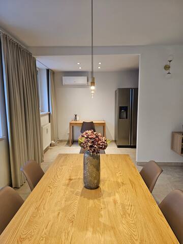 Luxury Apartment with Sauna in City Center gallery image 3