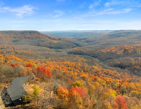 Lux Cabin | Mountain View, River, Hiking, Kayaking