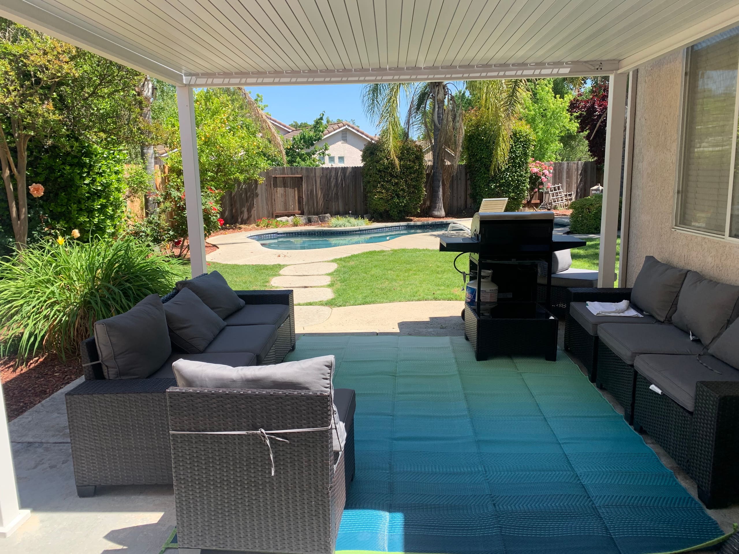 Home in West Sacramento · ★4.96 · 3 bedrooms · 5 beds · 2 private baths - Image 30