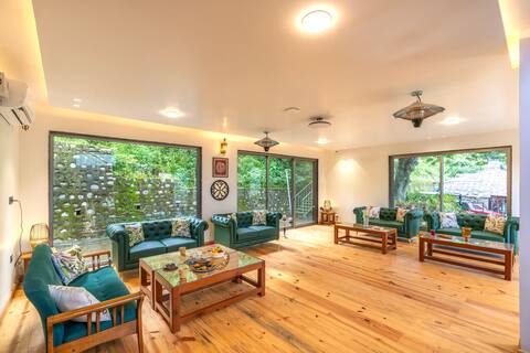 Bhimtal 6BR@ Rasa Bungalow w/Lakeview, Wi-Fi, BBQ