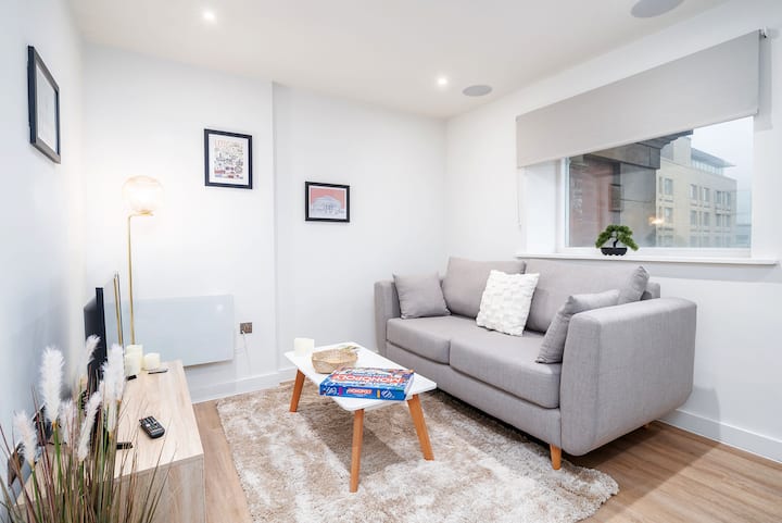 City Escape: Chic 1 Bed Apt In Central Leeds - Leeds