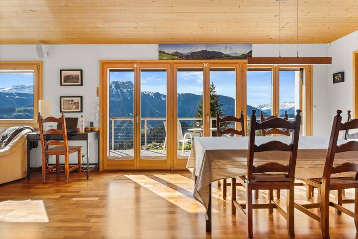 Elegant Chalet with Epic Views gallery image 4