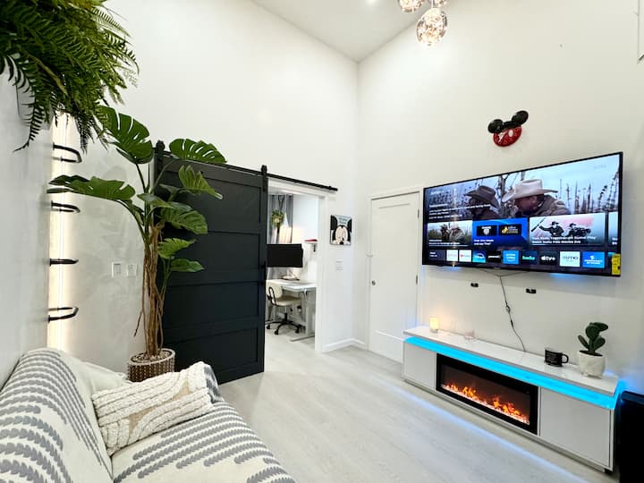 Family Favorite: Mickey Dream Loft & Tree House - Los Gatos, CA
