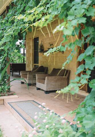 Nulla Creekside Homestead – Spa, up to 8 guests gallery image 5