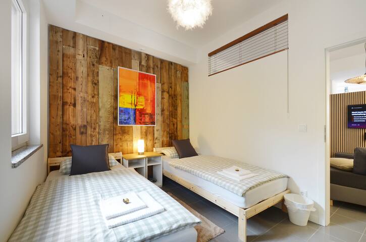 “City-Jungle ARTcommodation” gallery image 4