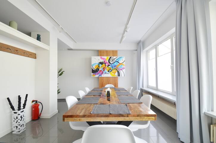 “City-Jungle ARTcommodation” gallery image 2