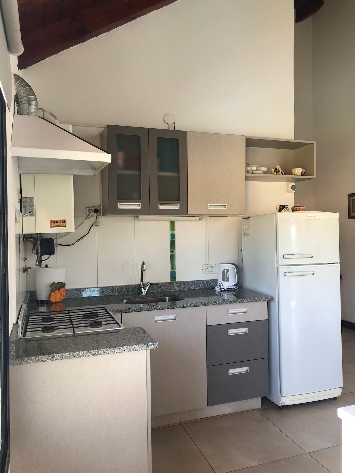 Top performing Airbnb: Apartment with a pool near the center in Villa General Belgrano