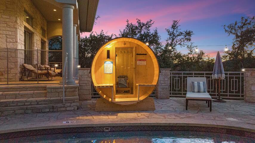 Sleeps 22+|15min ATX & Lake |Theater|Arcade| Sauna gallery image 5