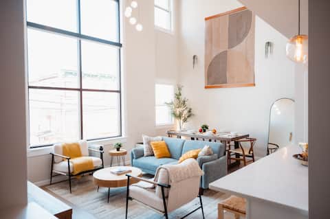 3BR Luxe Rooftop Home | 6 Beds | NYC & EWR Nearby