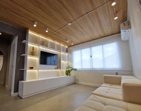 Top performing Airbnb: Oktoberfest: street next to the parade | 2 Bedrooms in Blumenau