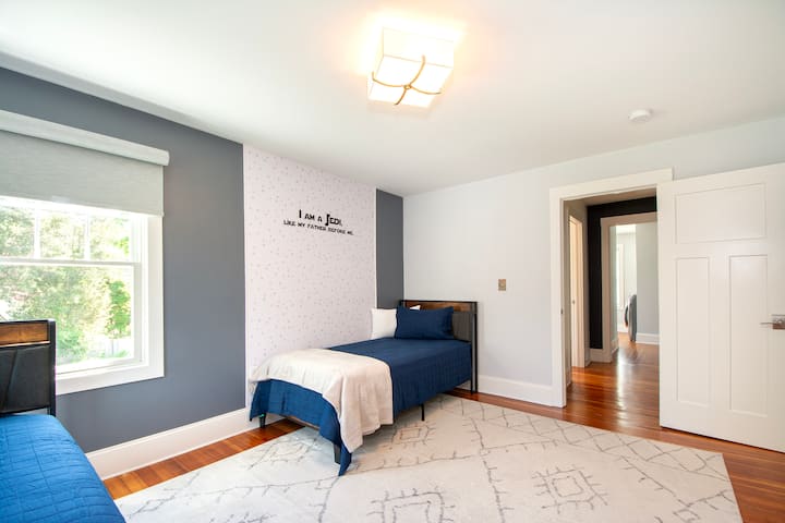 Ორი ორადგილიანი საწოლი 