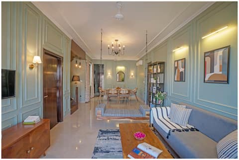 Umaid heritage 3bhk penthouse with Rooftop Jacuzzi