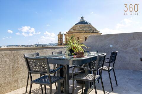 Stunning 2BR Penthouse with terrace in Mosta