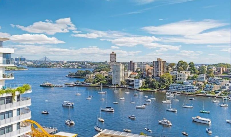 Modern apartment with fantastic harbor view