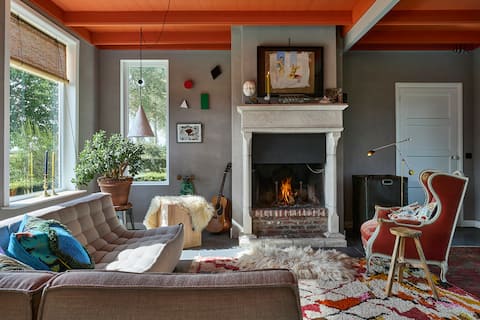 Top performing Airbnb: "Dyke house full of Peace, Nature & Sea" in Sluis