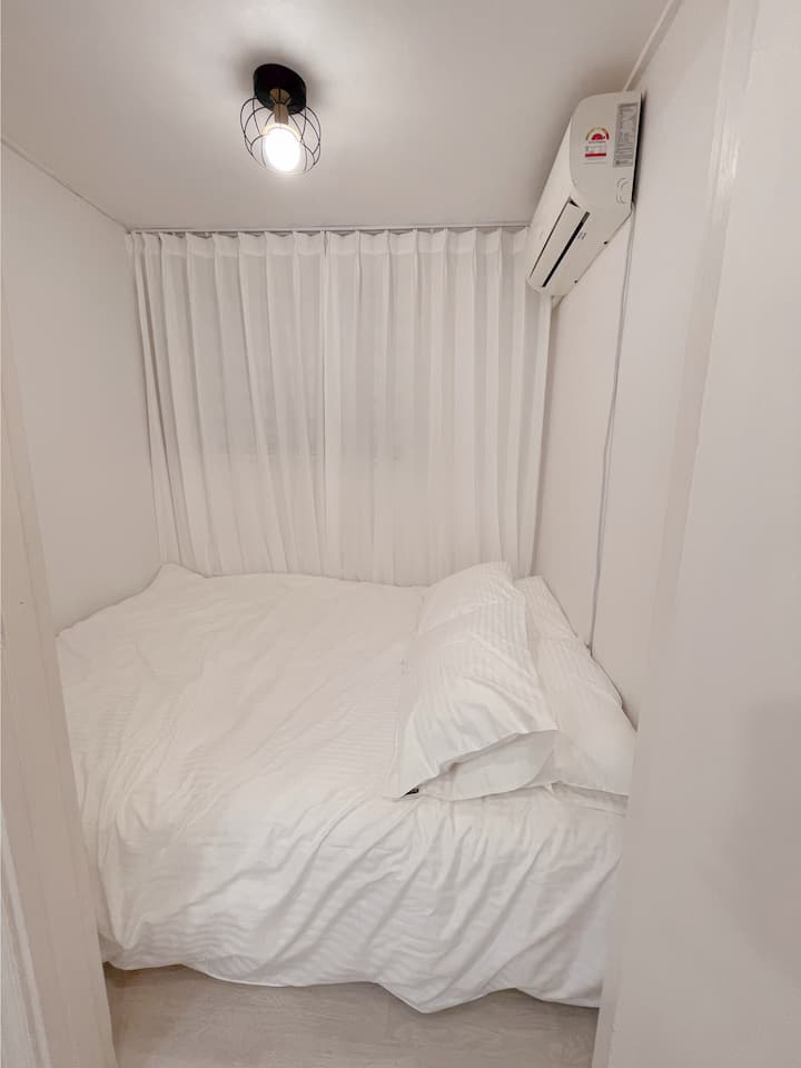 1 matelas Queen Size