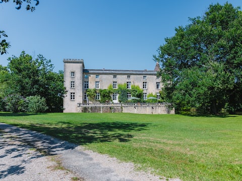 3-Bedroom Family Suite at Château Lamothe