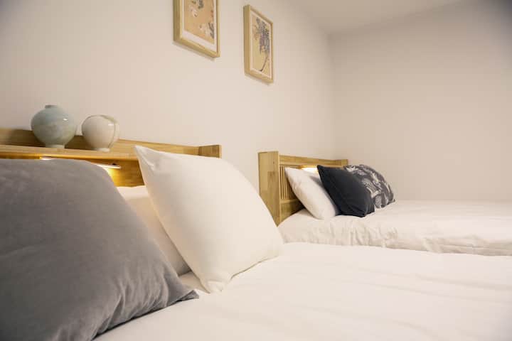 საძინებელი 1