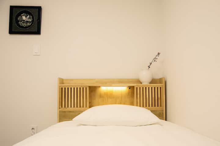 საძინებელი 3