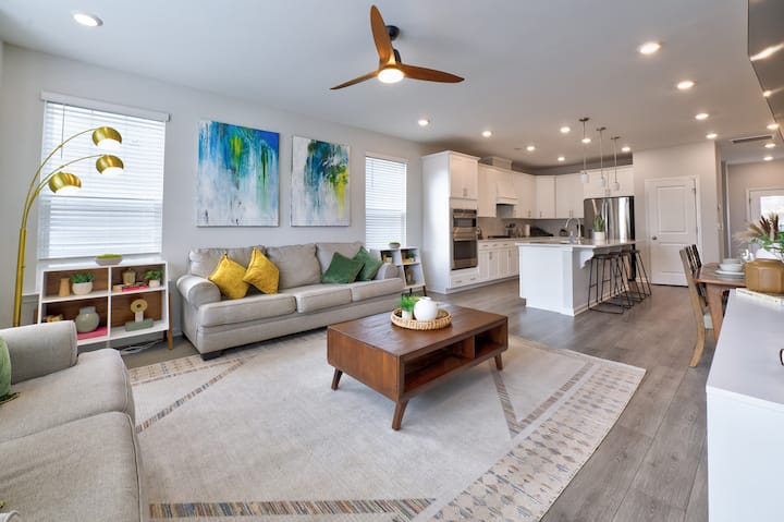 Comfortable Family Home With Peloton In Apex - Cary, NC