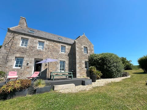 Cozy 120 m² 3-bedroom house, full of charm