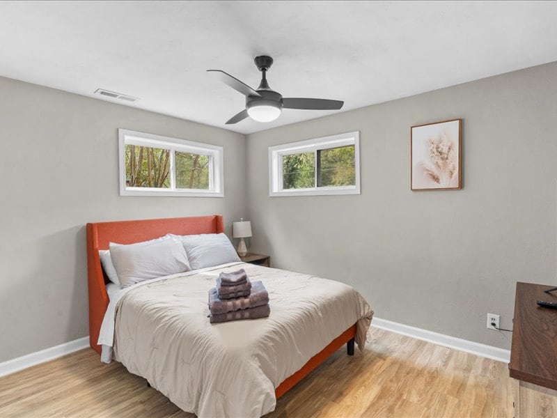 غرفة النوم 1