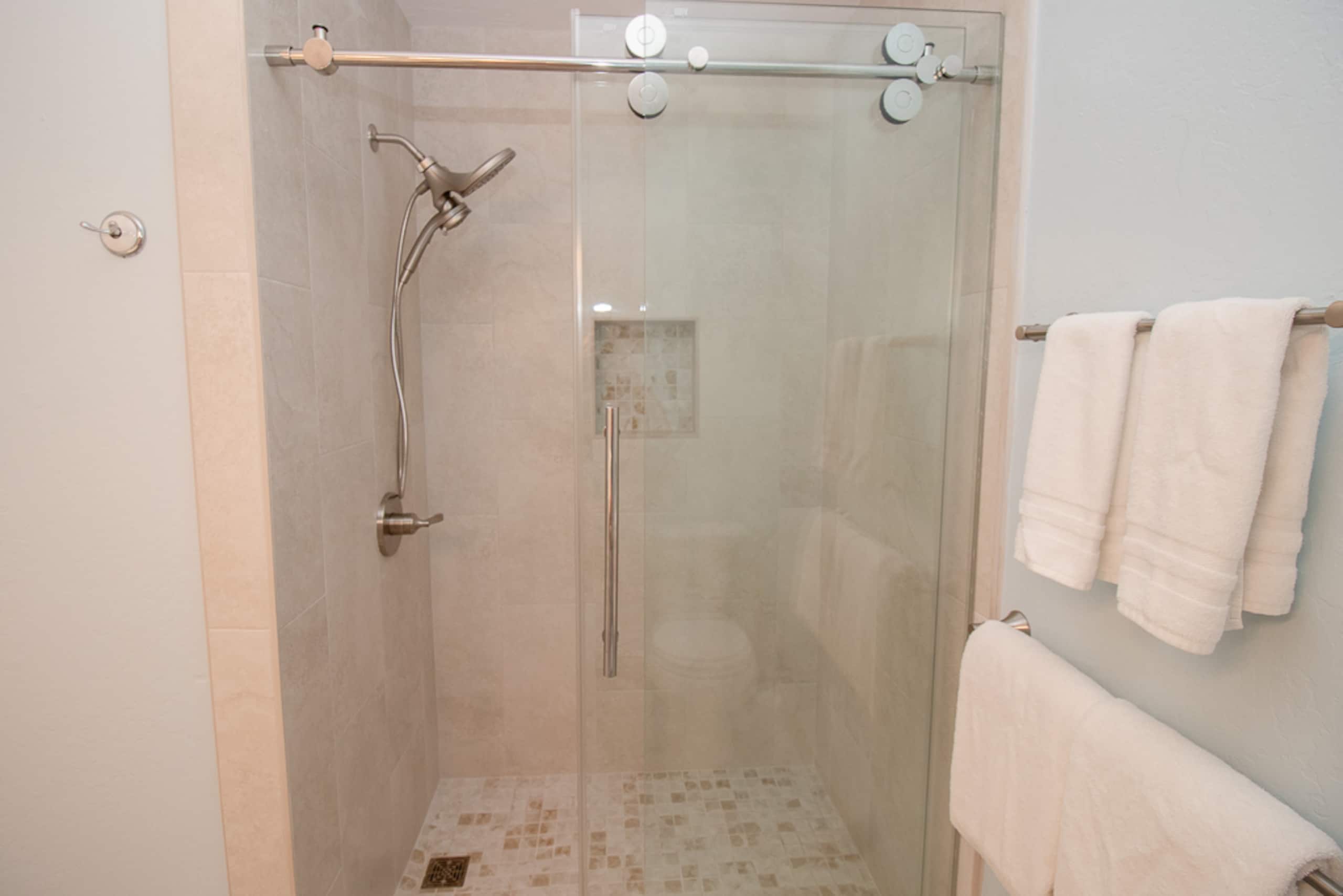 Condo in Kihei · ★4.93 · 1 bedroom · 2 beds · 1 private bath - Image 24