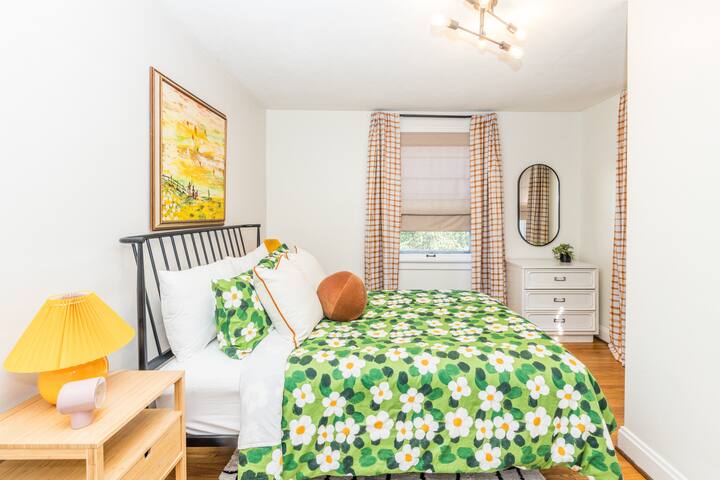 Clintonville Art House- Quarter Horse Congress GEM gallery image 5