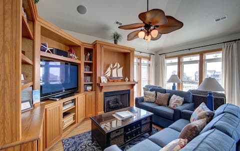 Top Airbnb: Sound View Oasis: Pool, Tiki, Elevator, & Sunsets in Salvo