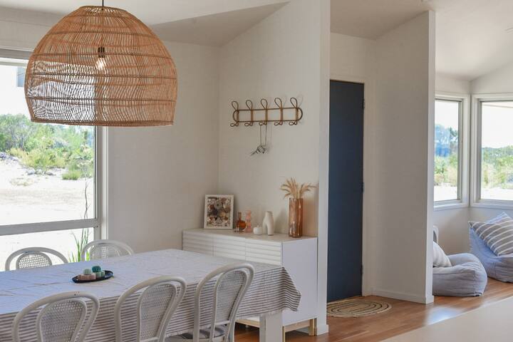 2 Buoys gallery image 4