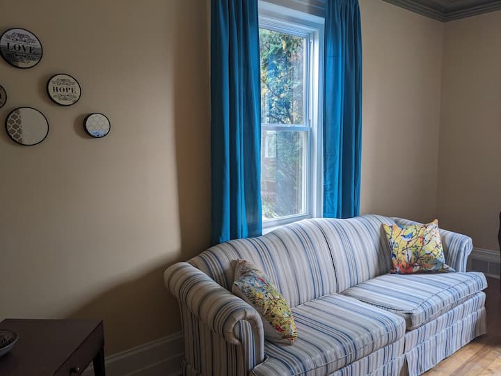Historic 4-bedroom Riverfront Home - Stevens House - Nova Scotia