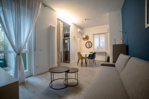 Top performing Airbnb: Giove Apartment - Newly Opened in Bergamo