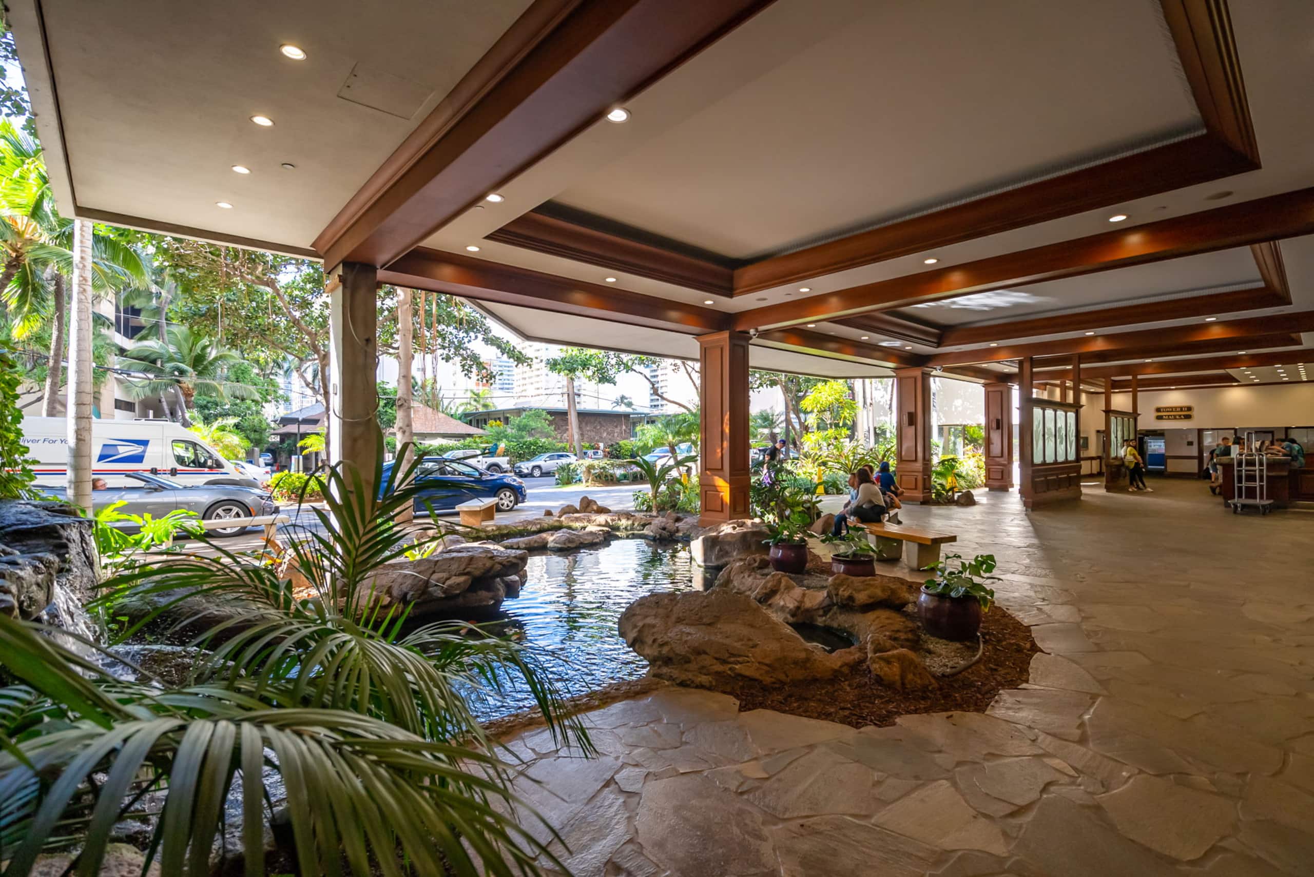 Cozy 1 Bed in Waikiki w/ Parking - Image 15