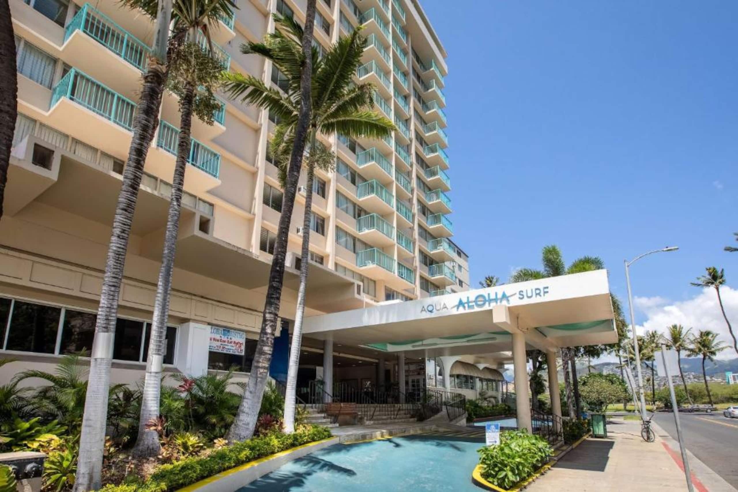Chic & Cozy-Central Waikiki-King Studio-Renovated! - Image 37