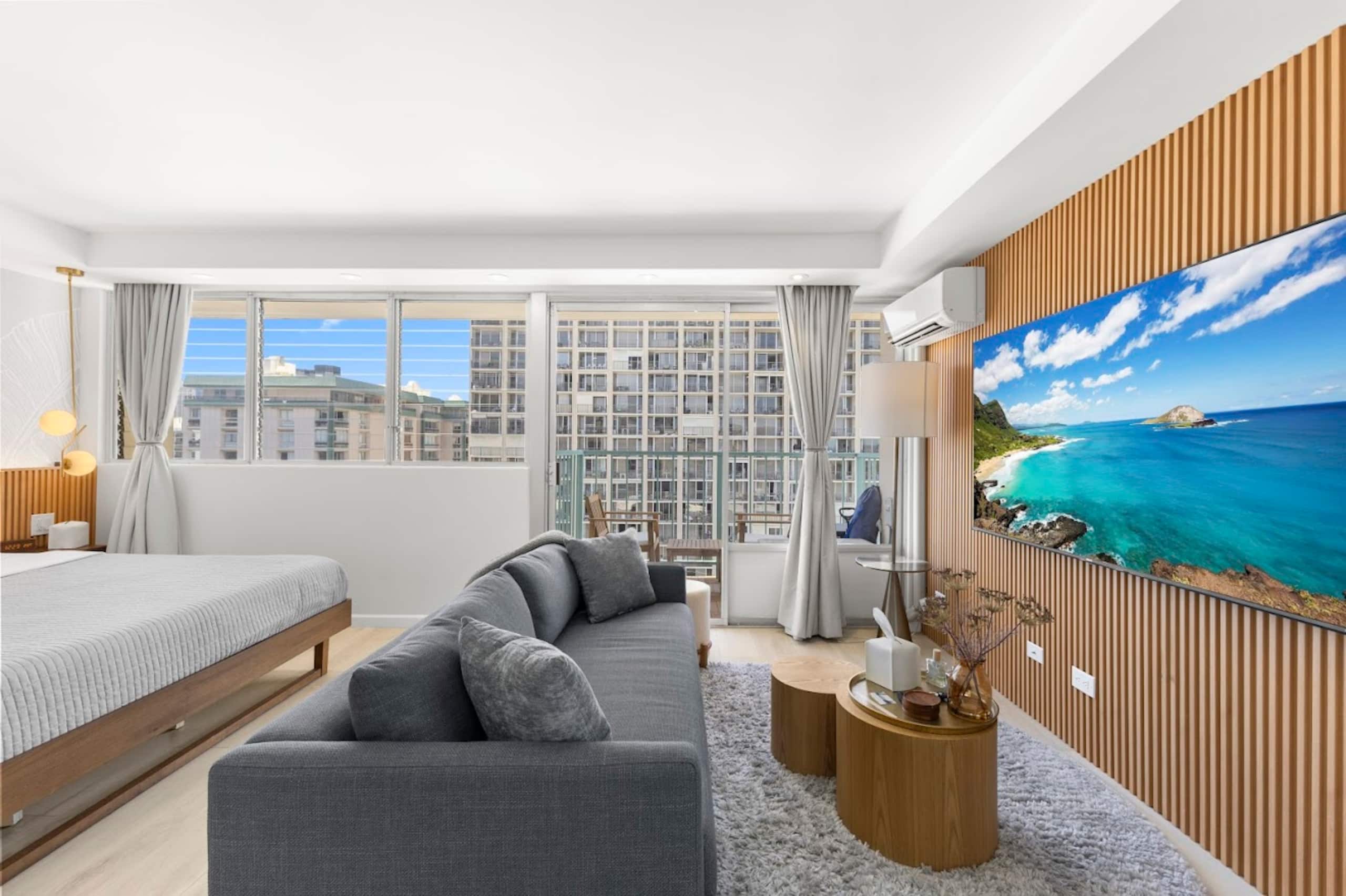 Chic & Cozy-Central Waikiki-King Studio-Renovated! - Image 3