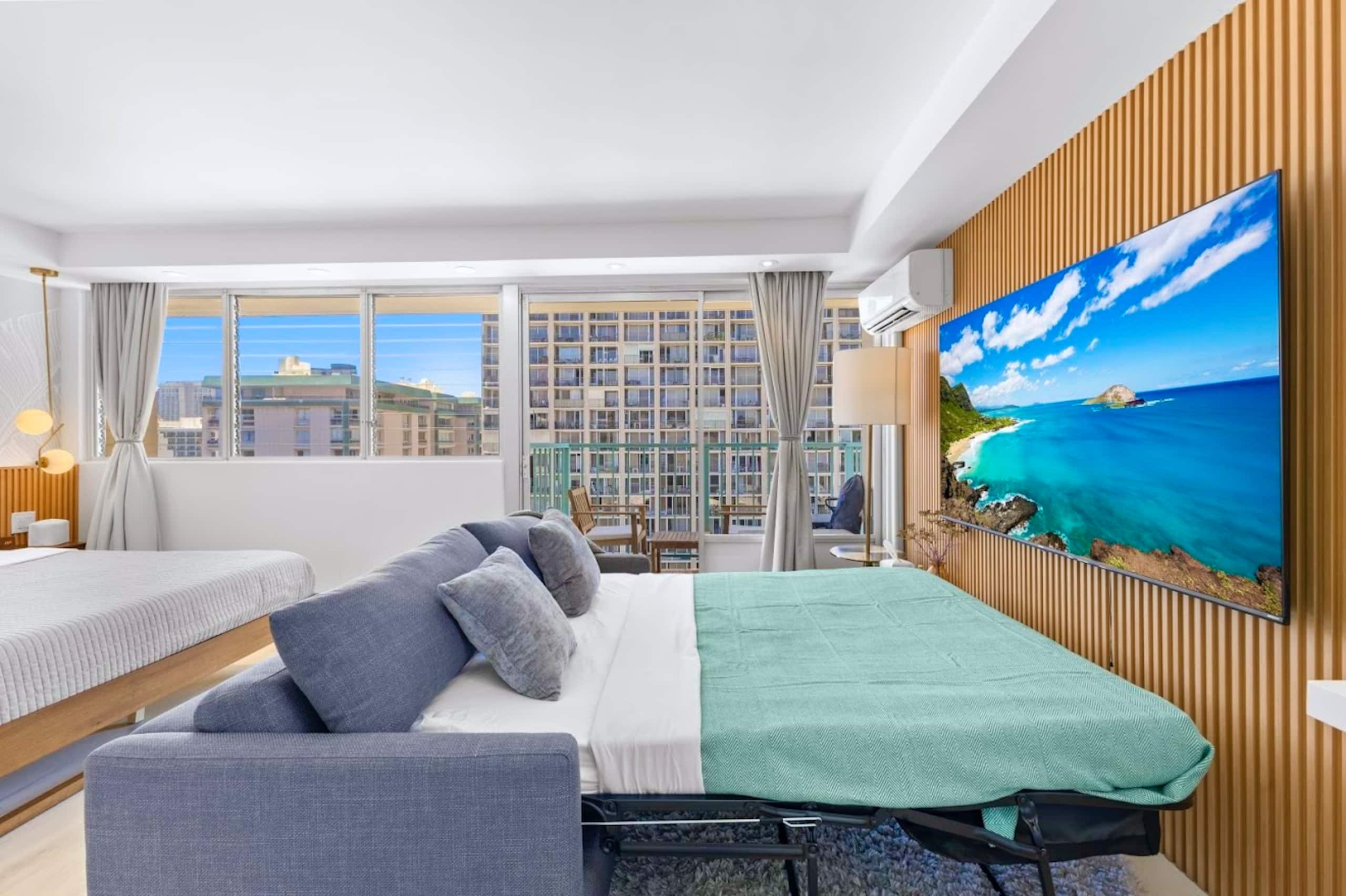 Chic & Cozy-Central Waikiki-King Studio-Renovated! - Image 15