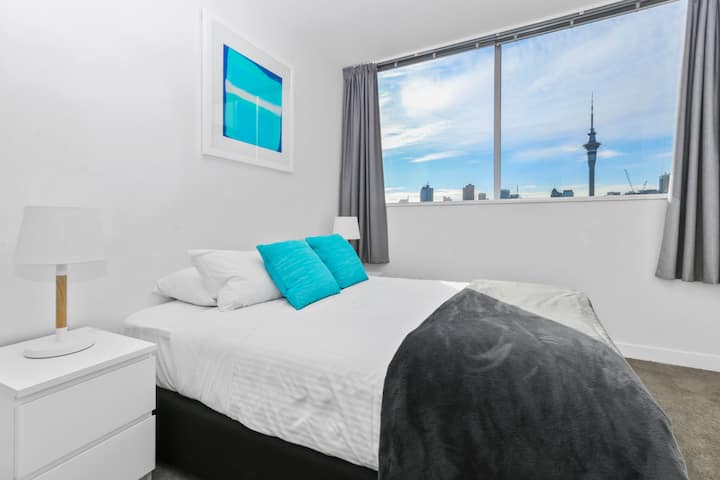 「ベッドは素晴らしかったです。 枕に頭を置いて、豪華なリネンで寄り添うだけで幸せになれます。 "-リサ、ニュージーランドのMangawhai Heads出身