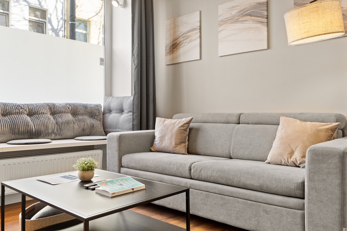 Top Airbnb: City apartment: short distances to the trade fair & LanxessArena in Kalk