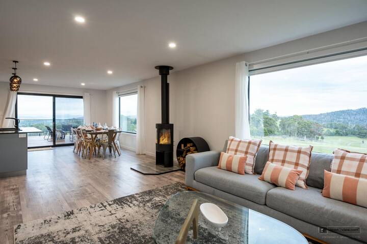 Wherewithal – Suite East