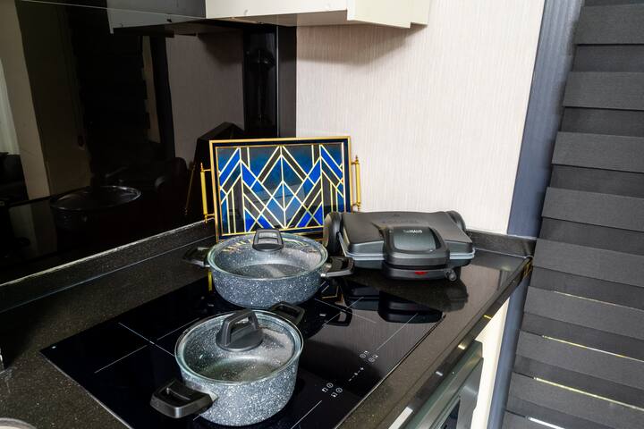 Luxury Life gallery image 2