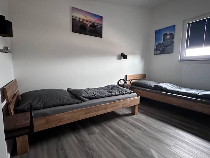 Dhomë gjumi 2
