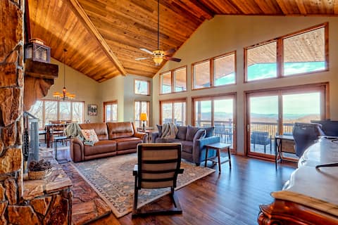 Just Listed Mountain View Retreat in Sky Valley!