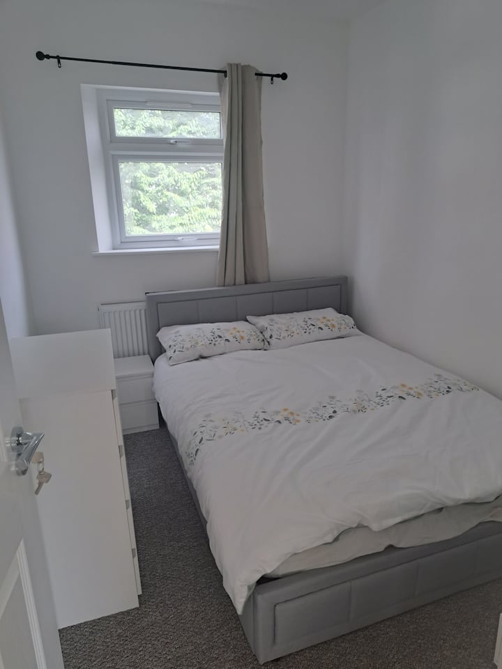 Dominic's Home Double Bed - Dagenham
